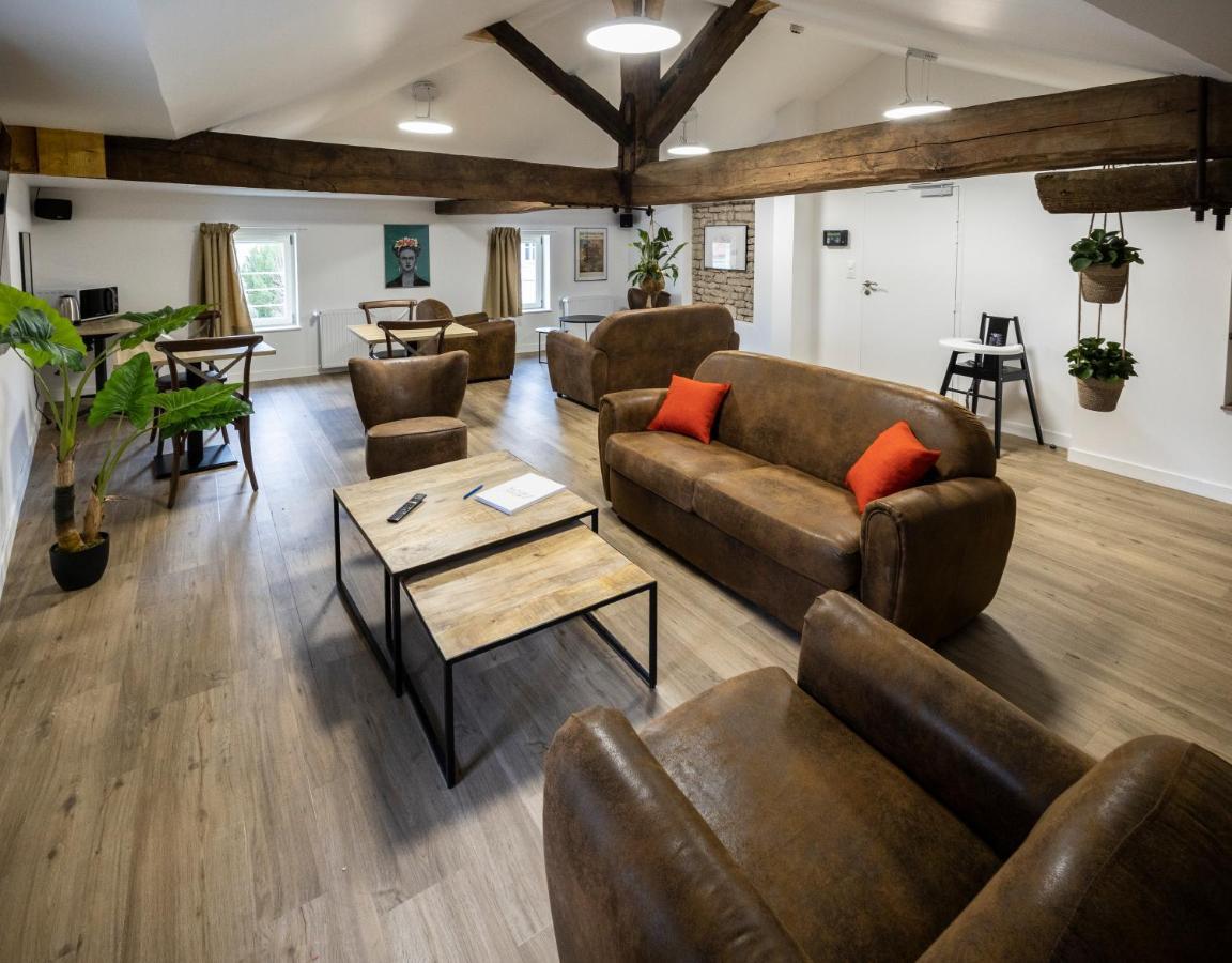 L'Auberge Des Artistes Nieul-sur-l'Autise Luaran gambar