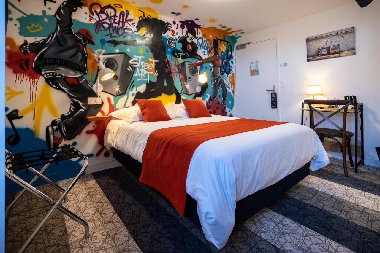 L'Auberge Des Artistes Nieul-sur-l'Autise Luaran gambar